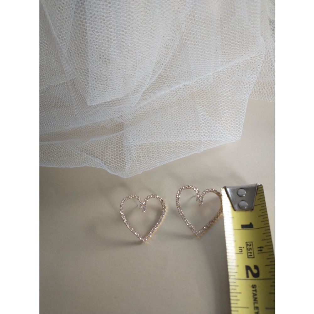 Gold Crystal Heart Earrings! - Picture 5 of 7